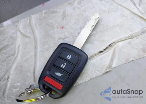 2017 Honda Cr-V Lx z USA, uszkodzony, nr VIN 7FARW5H39HE003465